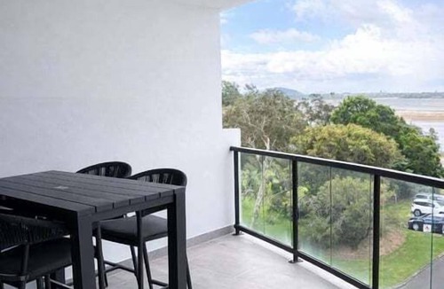 Maroochydore Apartment | 15 Ocean Isles, The Esplanade Maroochydore