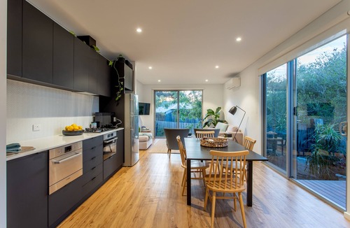 Yallingup House | 160 Steps from Yallingup Beach