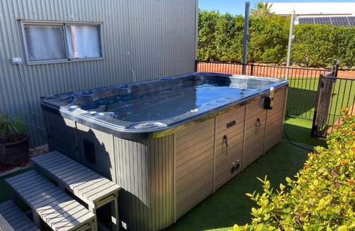 Exmouth House | 17 Skipjack Circle