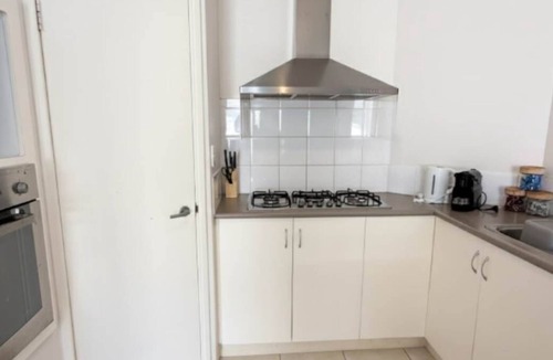 Bayswater House | 18 Home Base for Happy Days Family Stay 3BR Prkg