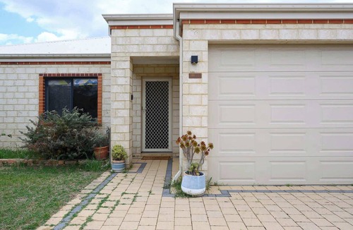 Bayswater House | 18 Home Base for Happy Days Family Stay 3BR Prkg