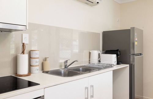 Acacia Ridge Apartment | 2 Bdr Apt! Aircon! Parking! GST Credits! ss12AS2