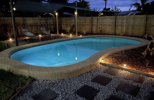 Kewarra Beach House | 2 bedroom beach house with pool