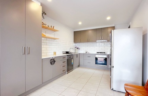 Melton South House | 2025 New Built/Near Melton Station/Near Shopping Centre/Play