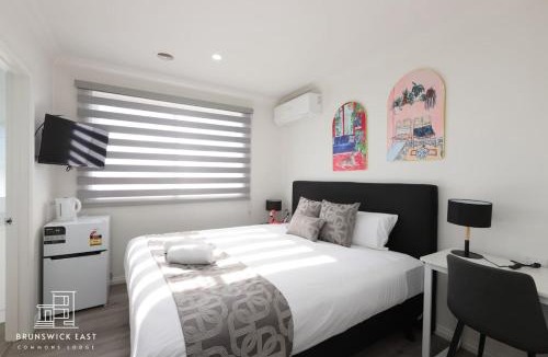 Brunswick East Apartment | 206 Modern King BR with Fast WiFi - Brunswick East - 30 Percent OFF