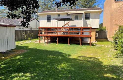 Tuncurry House | 21 Beach Street