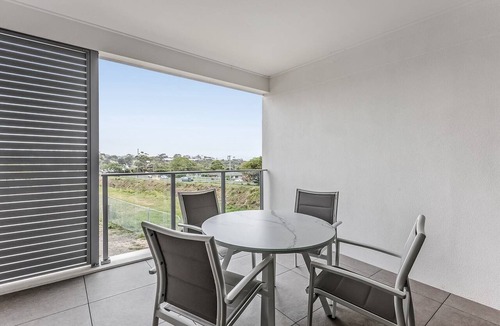 Kiama Apartment | 3-Bed Apartment in Beautiful Kiama with Study Nook