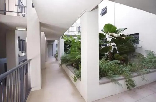 Earlville Apartment | 3 bedroom 2 bath apartment in Cairns Queensland