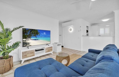 Kings Beach Resort | 3 Bedroom Apartment Ocean View - Seamist