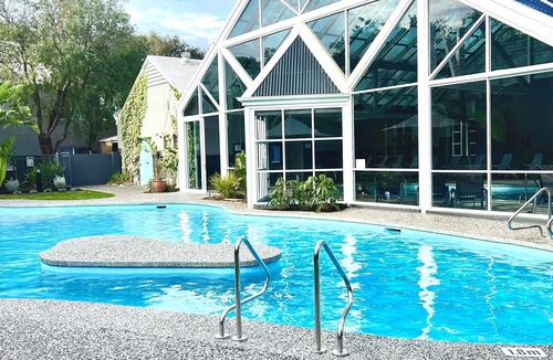Broadwater Resort | 3-Bedroom Villa at Broadwater Resort (pet friendly)