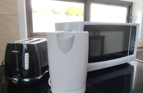 Sunnybank Hills Apartment | 3-bedrooms, Kitchenette, Washing Machine - Sunnybank Hills Serenity Suite
