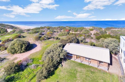 Hayborough House | 3 Seagull - Beachfront Sand Dunes