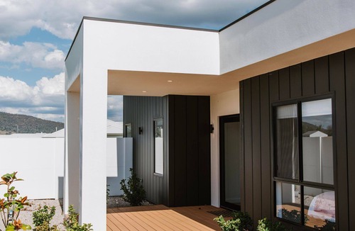 Bombira House | 30 Wurth Dr, Bombira
