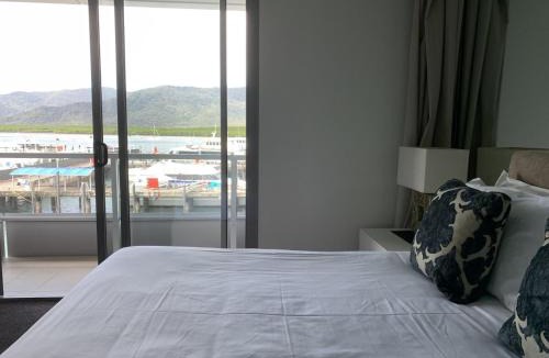 Cairns Central Business District Apartment | 302 Harbour View Cairns