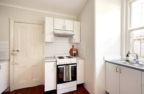 Bondi Junction House | 3BR Bondi Junction | Walk to Westfield, near Beach