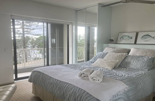 Kings Beach Apartment | 3BR Ocean View | Kings Beach | Pool