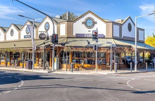 Hyde Park House | 4/16 Park St, Hyde Park · Luxury @ Unley, Wifi, 3BR, 2km to City | Taity's