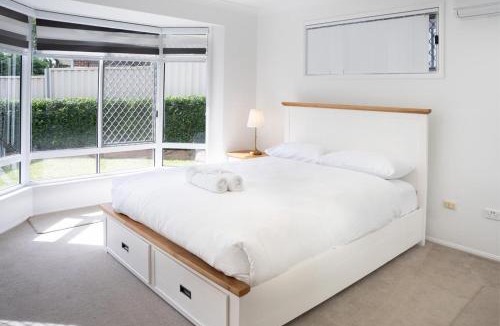 Carrara House | 4BR Luxury Retreat