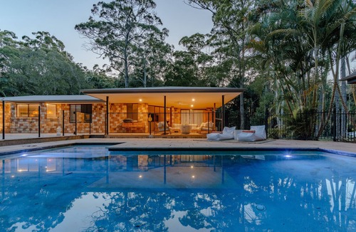 Tanawha House | 5 Bedroom designer home + National Parks +Beaches +Markets perfect for Families