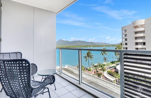 Cairns Central Business District Hotel | 602 Harbour Lights Studio - Pool Gym and Sauna