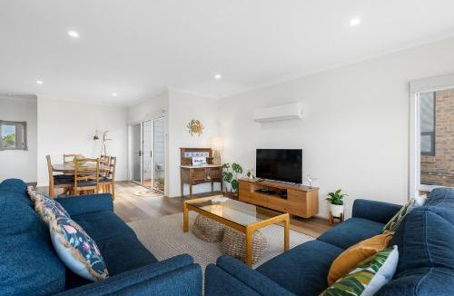 Encounter Bay House | 7 Passatt St, Encounter Bay