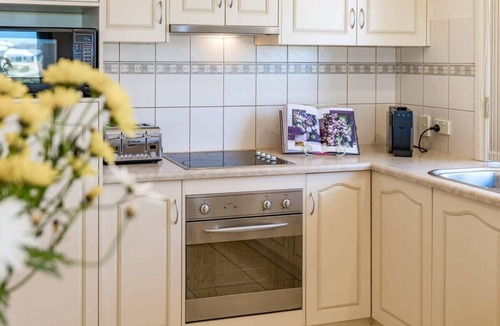 Nangkita House | 71 Blanche Pde Hindmarsh Island