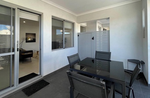 Cloverdale Apartment | 7th Heaven in Cloverdale 2BR2BA +Parking
