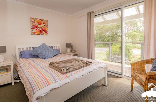 Sandy Point House | 8 Harbour View Sandy Point