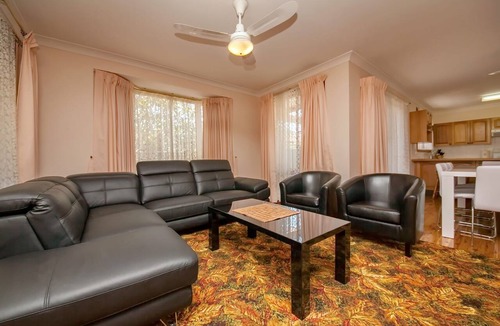 Nelson Bay House | A pet friendly property, less than 1km from the beach and shops
