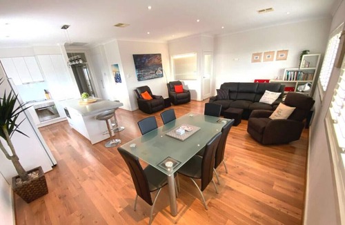 Port Hughes House | A Sea Dream - Coastal Views - Port Hughes