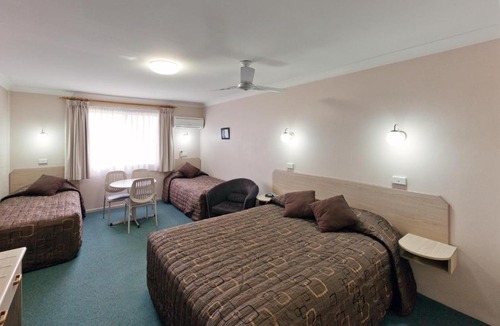 East Tamworth Hotel | Abraham Lincoln Motel