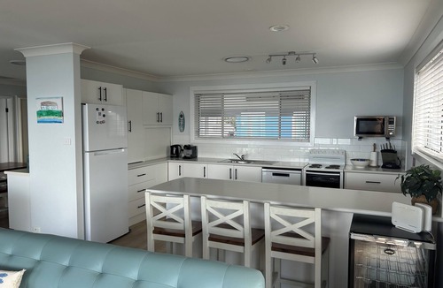 Callala Beach House | Absolute Beachfront & Pet Friendly *late 3pm weekend checkout August*