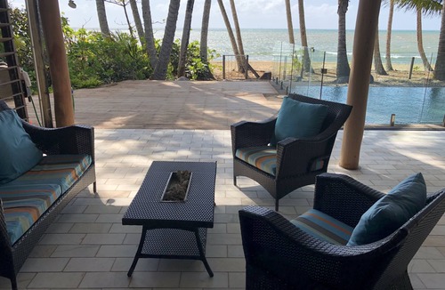 Newell House | Absolute beachfront - private pool, reef and rainforest on your doorstep