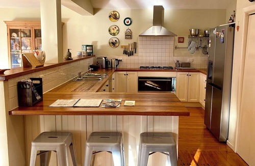 Newhaven House | Absolute waterfront views, a cosy, country style retreat, set amongst the trees.
