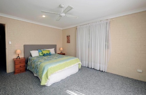 Boomerang Beach House | Acacia