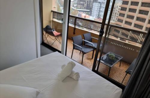 Darlinghurst Apartment | Accommodation Sydney City Centre - 1 Bedroom Apartment with Balcony