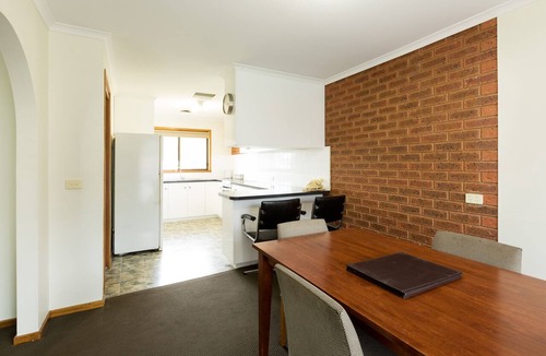 Wangaratta Hotel | Advance Motel