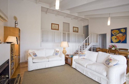 Lorne House | Albert