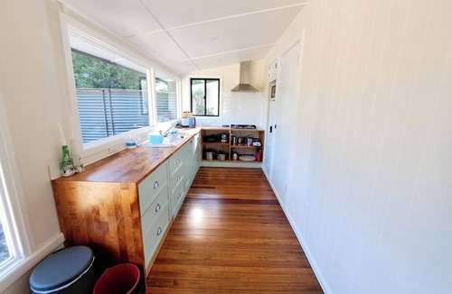 Pebbly Beach Cabin | Alexander's Cottage - located at Pebbly Beach in Murramarang NP