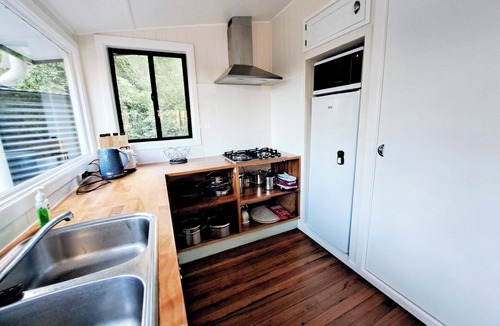 Pebbly Beach Cabin | Alexander's Cottage - located at Pebbly Beach in Murramarang NP