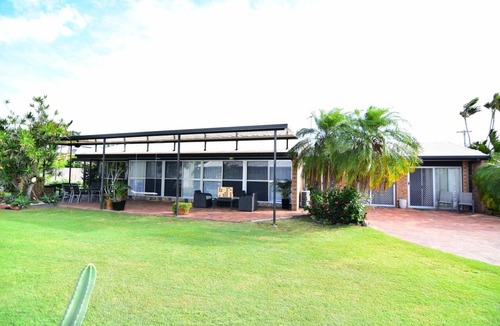 Point Vernon House | All Accessible Holiday/STA Accommodation Hervey Bay