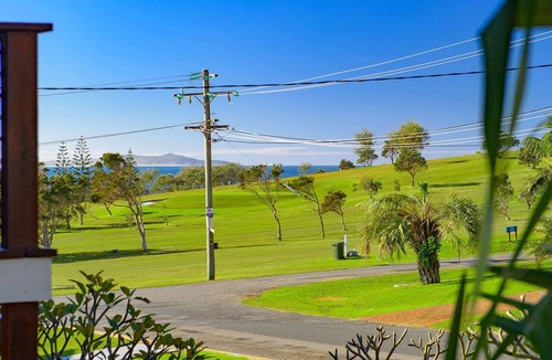 Crescent Head House | Almare, 7 Gowing Street