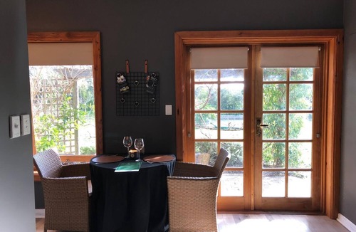 Tatachilla Bed & Breakfast | Amande Bed and Breakfast