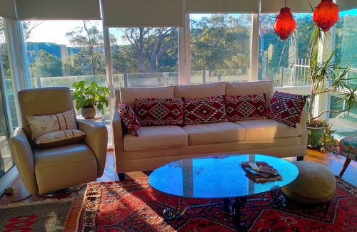 Heathcote House | Amazing Views over the National Park