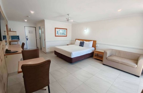 Pialba Hotel | Ambassador Motor Lodge