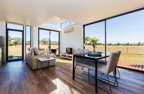 Eurunderee Apartment | Angourie Studio Mudgee