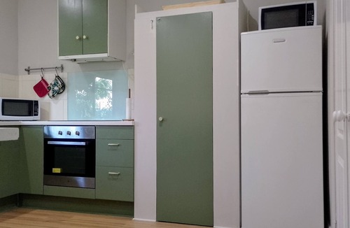 Annerley Apartment | Annerley Abode - Spacious Garden Retreat Near CBD