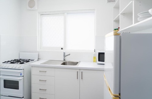 Rivervale Hotel | Apartment 16 Burswood
