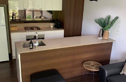 Heidelberg Apartment | Apartment close to Hospitals Heidelberg Free Parking