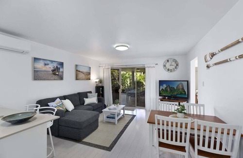 North Avoca Apartment | Applecross Guest Suite- Perfect for a Weekend Escape- Walk to the beach